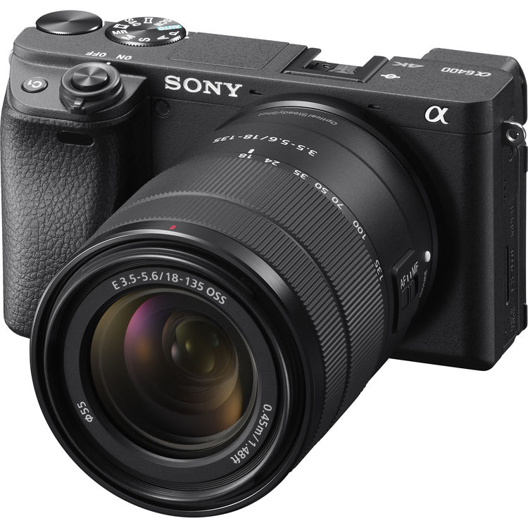 Sony a6400 Mirrorless Camera with 18-135mm f/3.5-5.6 Lens