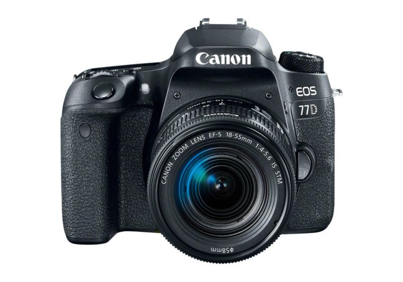 Canon EOS 77D with EF-S 18-135mm f/3.5-5.6 IS USM Kit